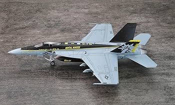 Amazon | プラッツ 1/72 アメリカ 艦上戦闘機 F/A-18E スーパー